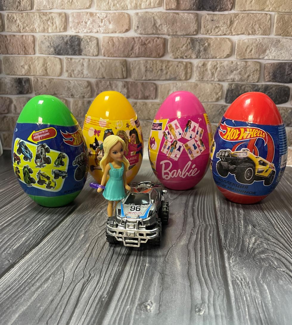 Игрушки в яйце от Centrum. Коллекции «Barbie» и «Hot Wheels».